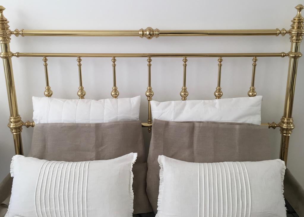 Le Mas Des Lauriers Bed and Breakfast Paradou Eksteriør billede